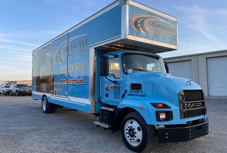 What makes white-glove moving different from standard moving?